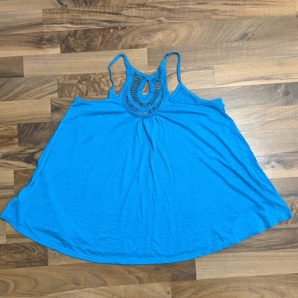 Mossimo Tank Top - Picture 2 of 4